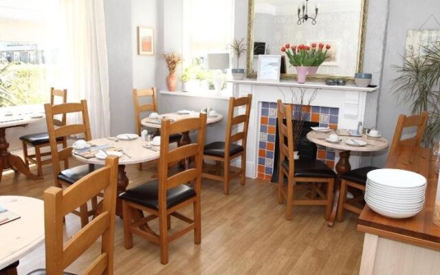 Summer Breeze Guest House