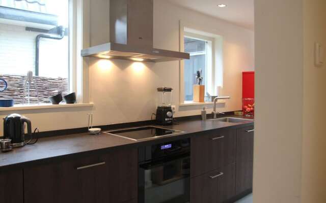 Luxury Holiday Home in Heiloo with Terrace And Garden