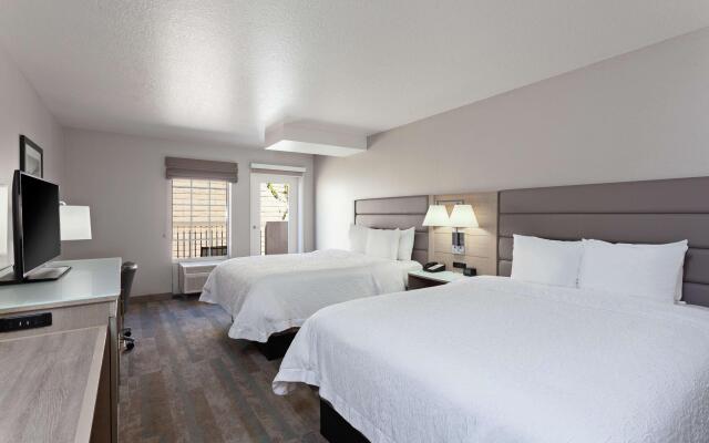 Hampton Inn & Suites Hermosa Beach