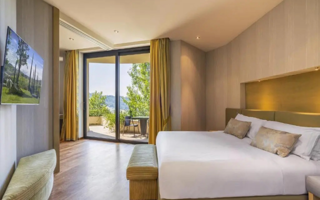 Hotel Il Boscareto Spa L Serralunga D'