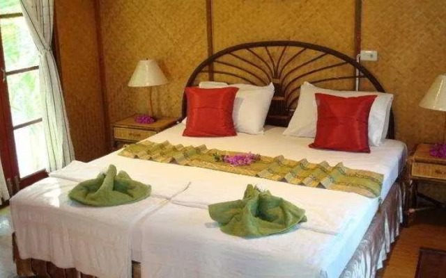 Tropical Garden Lounge