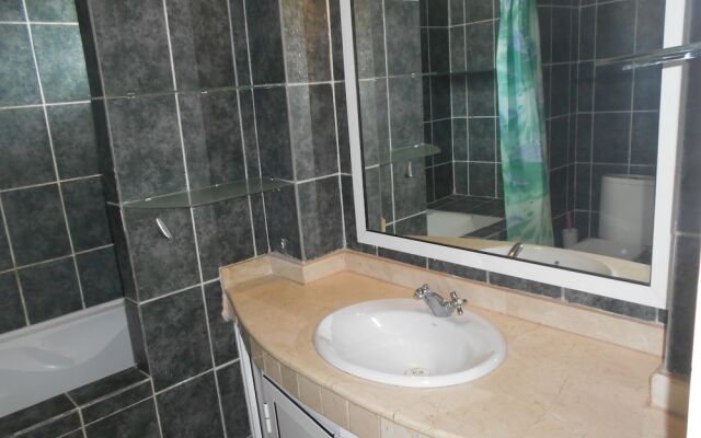 Luxurious Apartment in Marina Ref T23501