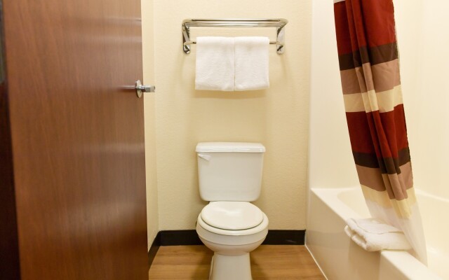 Baymont Inn & Suites by Wyndham Lincoln NE