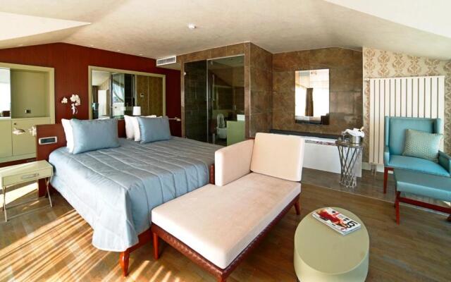 Taba Luxury Suites & Hotel