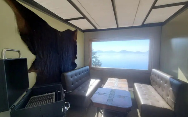 Geoje Daesan Oceanview Spa Pension