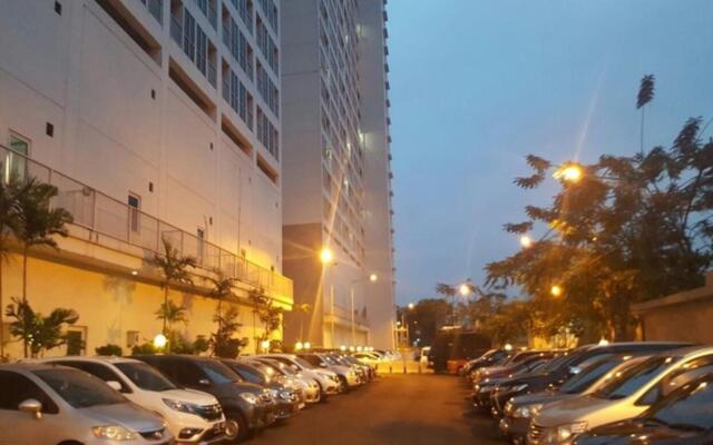 Snowy@Apartemen Tifolia