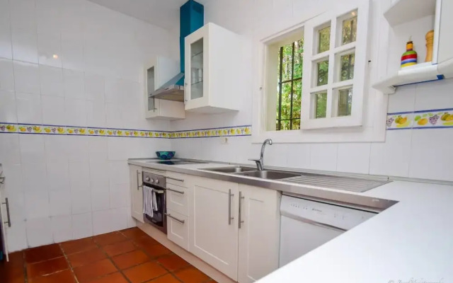 Cutest Beach Villa - 30 M To Beach