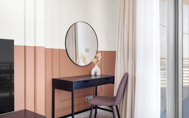 Silkhaus Empire Residence