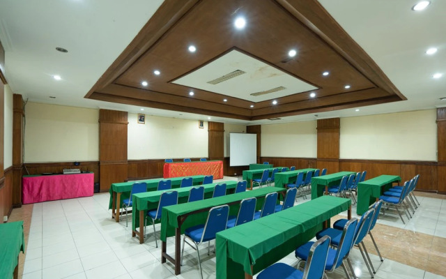 RedDoorz Plus @ Mahajaya Hotel Denpasar