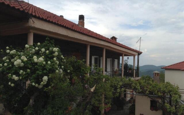 Guesthouse Lamprini