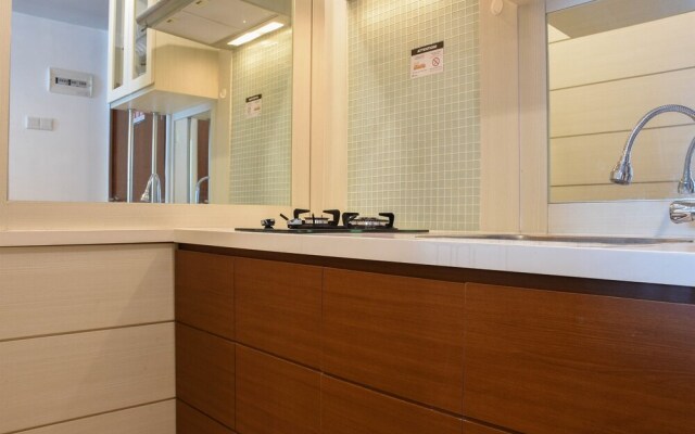 Minimalist And Cozy 2Br Apartment At Springhill Terrace Residence