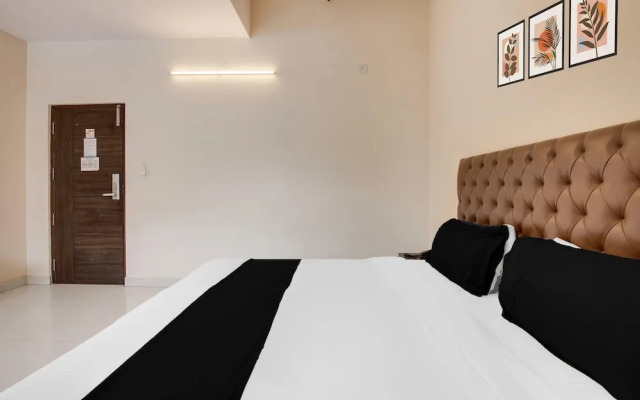 Cosy Stays at HBR Layout