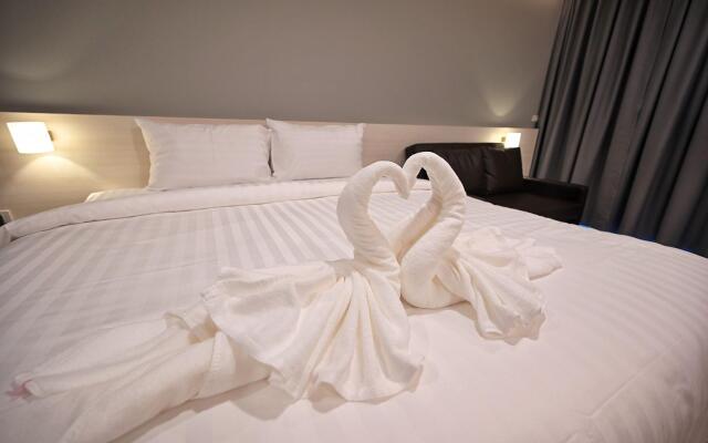 L2 Hotel (SHA Extra Plus)