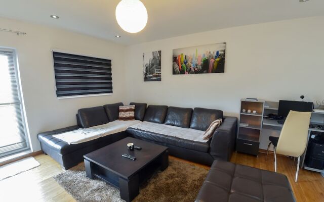 Luxury Apartment in City Center