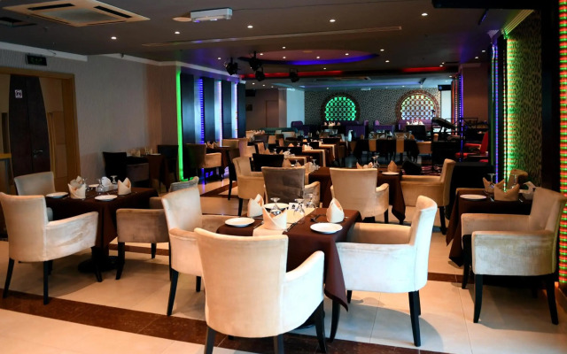 Atiram Olaya Suites Hotel