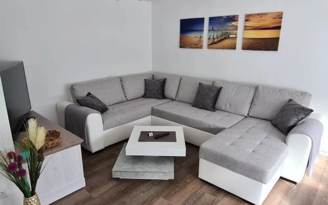 Holiday Oasis Minten