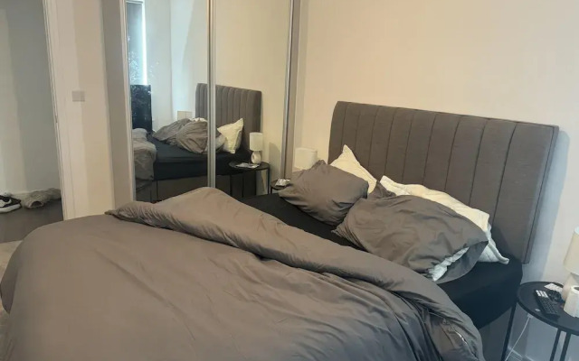 Enfield Cozy Apartment Retreat