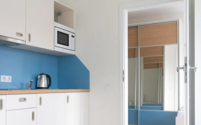 YouthMents - Student Hotel