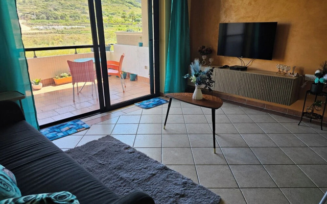 Country View Apartment