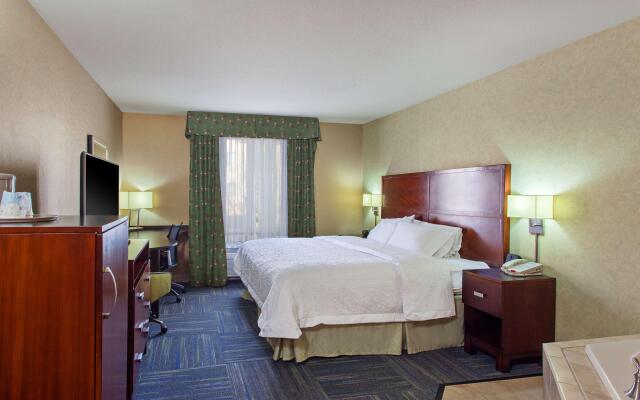 Hampton Inn & Suites Merced