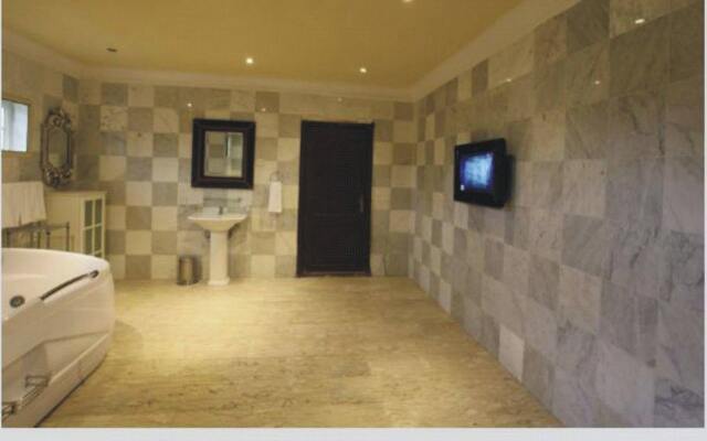 Apartment Royale Hotel and Suite