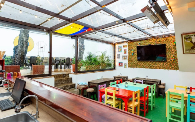 Granada Hostel