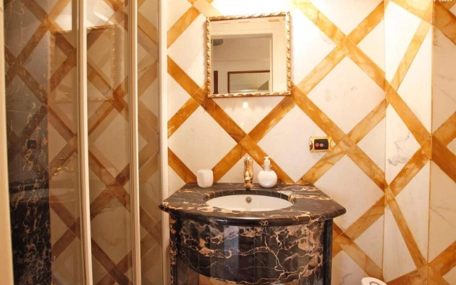 Greci in Rome With 3 Bedrooms and 3 Bathrooms