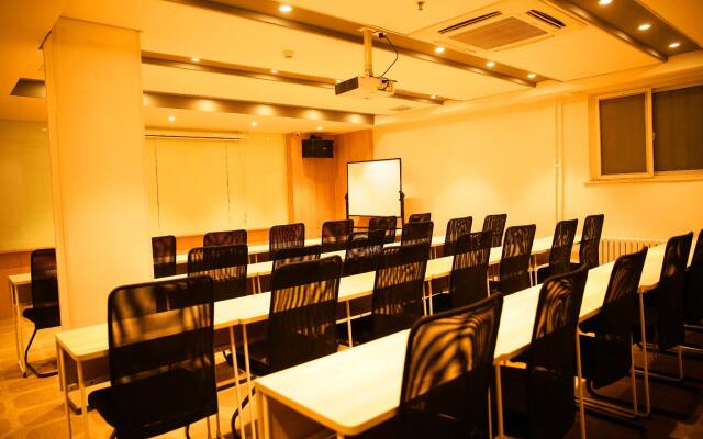 Hanting Hotel Changzhi Town God Temple