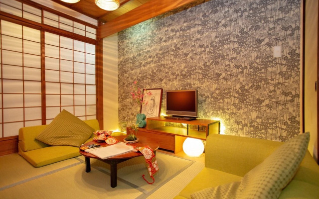 Miyabi Shijo Kawaramachi