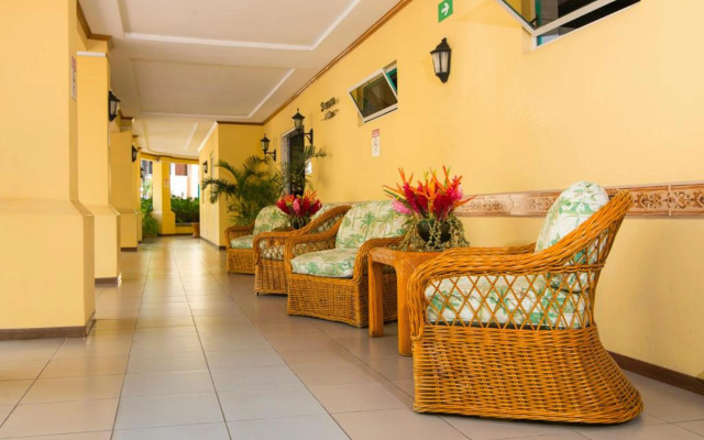 Aparthotel & Suites Villas Del Rio