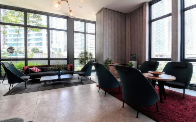 Mews Luxe Residence Apartments