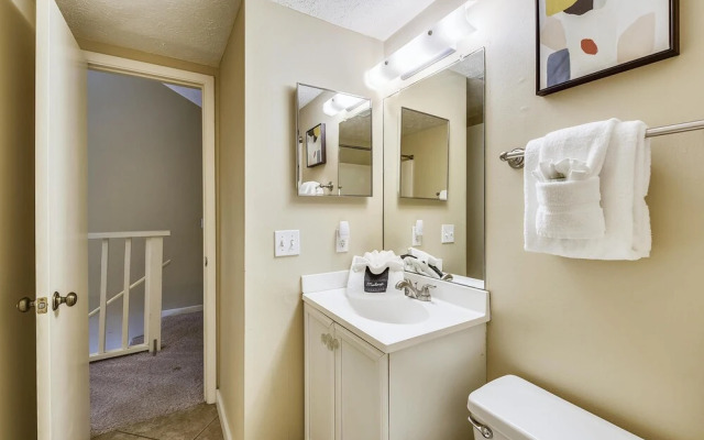 Southwind by Book That Condo