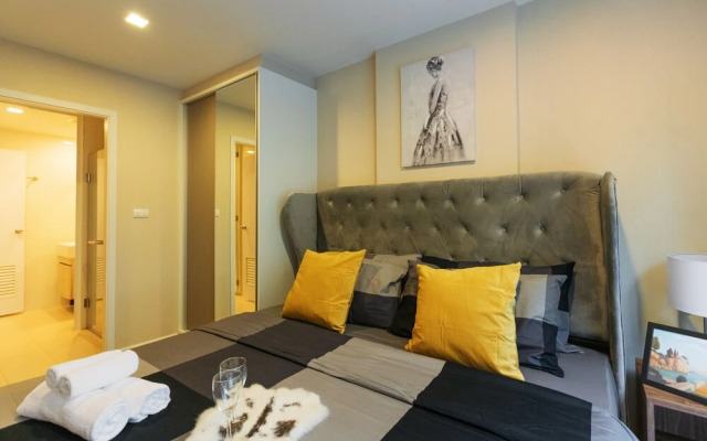 Near BK University Quiet Condo in Rama4 bkb141