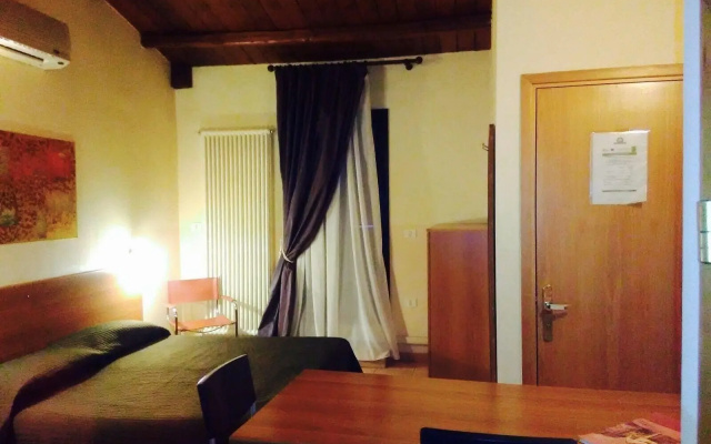 Room Economy