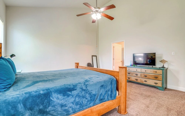 San Antonio Home w/ Fenced Yard & Patio!