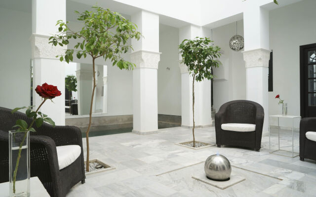 Riad Sapphire and Spa