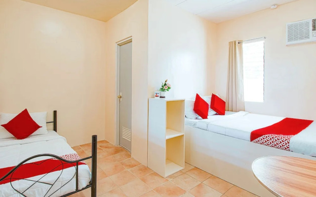 J5 Guest House & Restobar