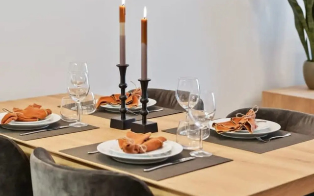 Fully Equipped Apartment With Lateral sea View