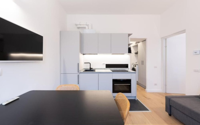 Cernobbio Center - Modern Apartment with Parking