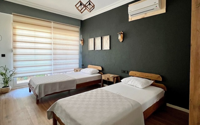 Lb Boutique Hotel