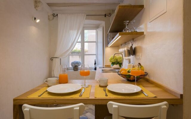 Luxury Apartment Lina - III