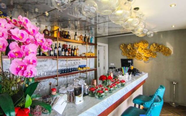Helen Fin Inn & Apartment