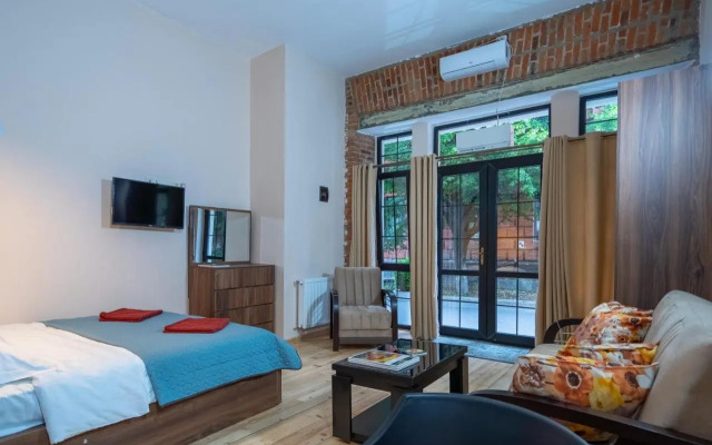Geqor's Apartment