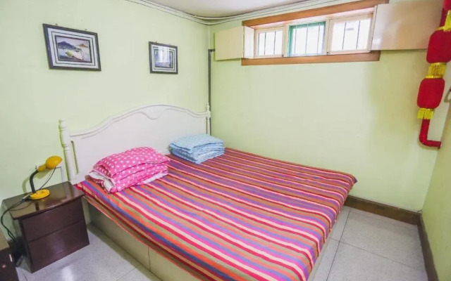 Xindeqing Youth Hostel