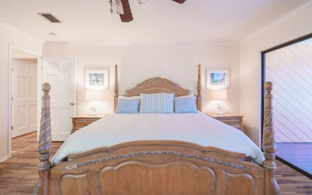 The Lagoon Hideaway