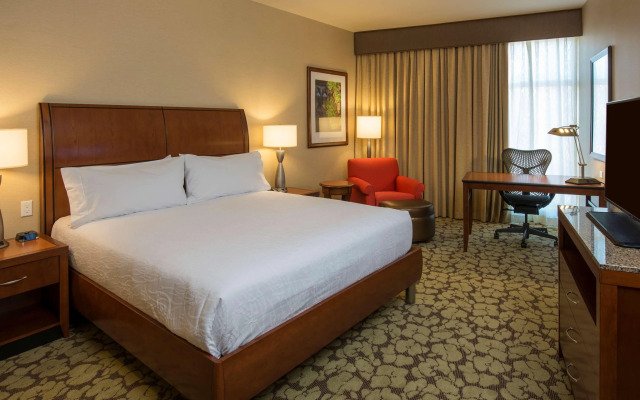 Hilton Garden Inn Alexandria Old Town National Harbor