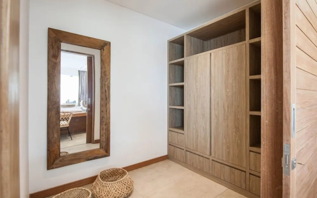 Niko 2 R New Villa Close to Finns Beach Club