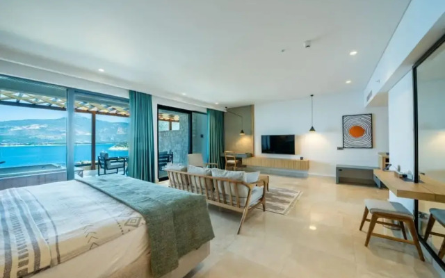 Lures Hotel
