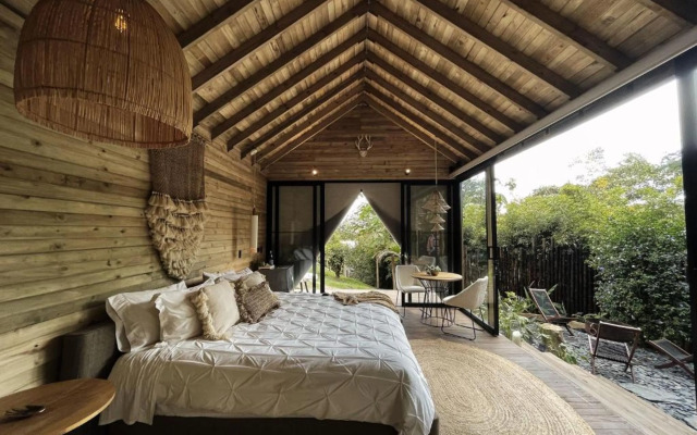 TEVA Glamping & Retreat