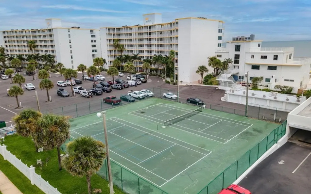 Smyrna Beach Club 815b